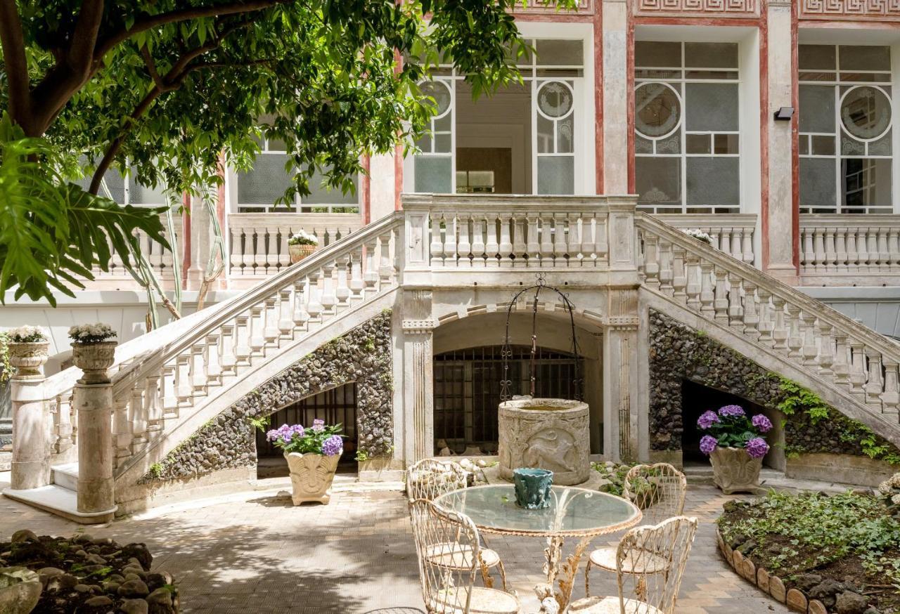 Отель Artemisia Domus - Giardino Неаполь Экстерьер фото