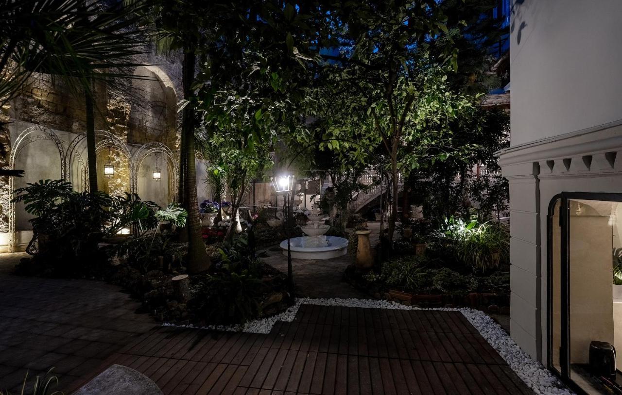 Отель Artemisia Domus - Giardino Неаполь Экстерьер фото